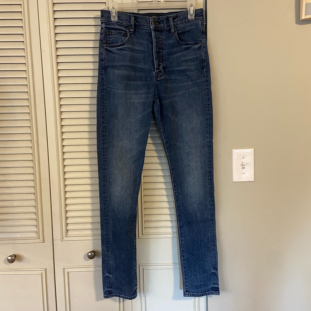 Aritzia “The Castings” Slouchy/Skinny Denim